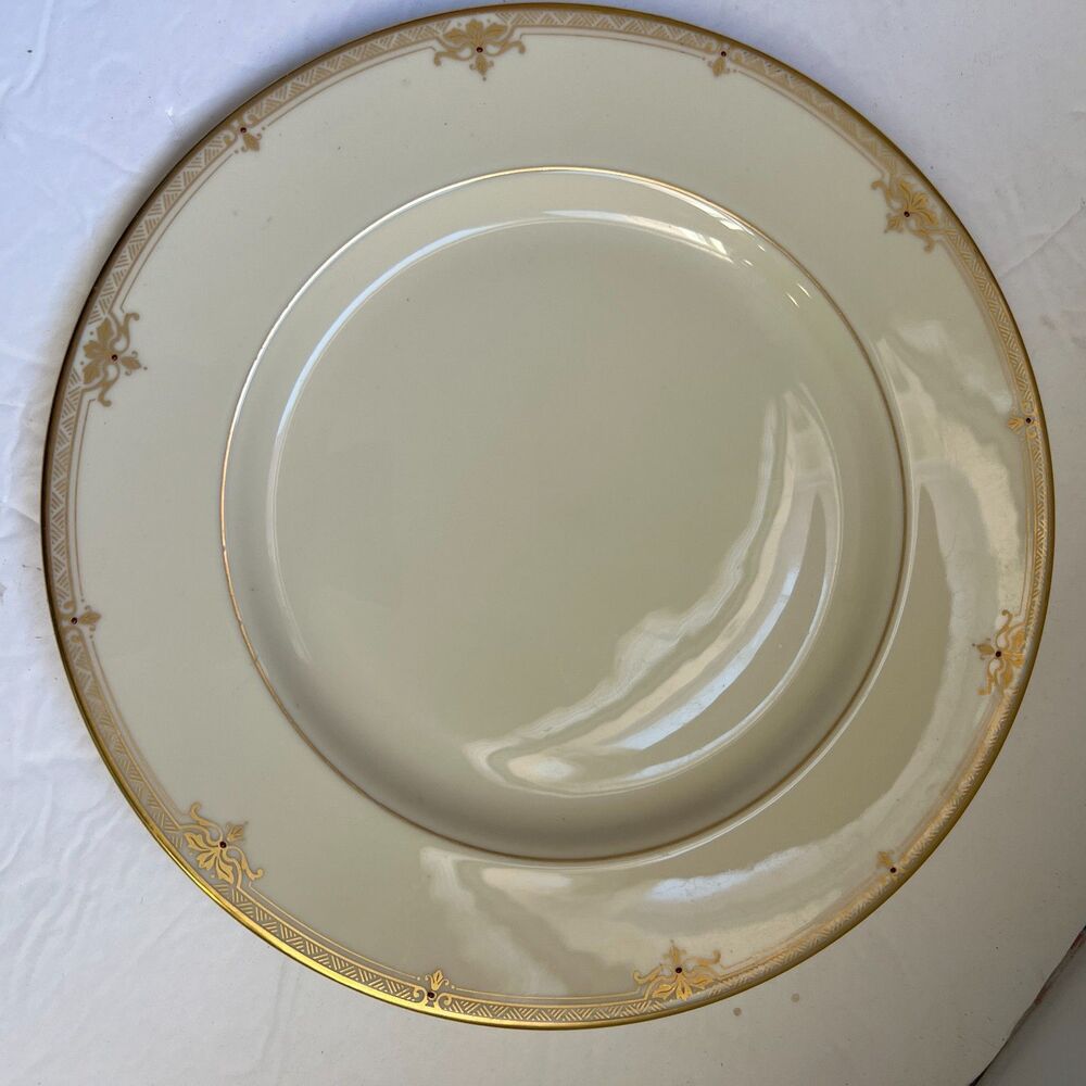 Lenox Republic Dinner Plate Millennium Edition Presidential